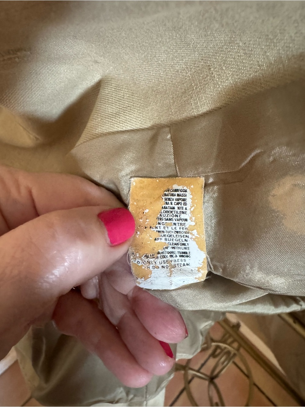 Vintage Moschino Multi Color Embroidered on a Beige Background - Picture 12 of 13